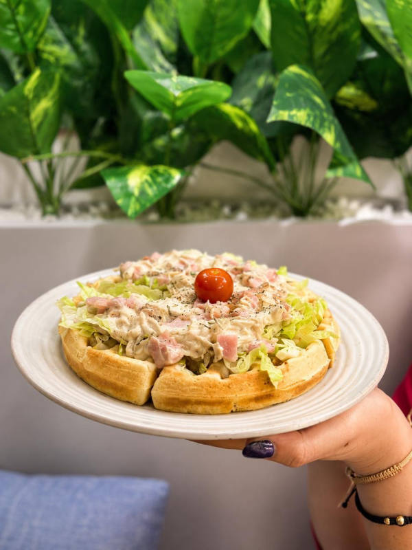 Waffle de Pollo y Tocineta