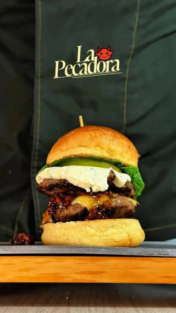 La Pecadora